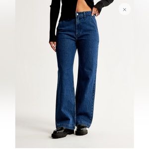 Abercrombie Curve Love High Rise 90s Relaxed Jean Dark Trouser Pockets 31 12R